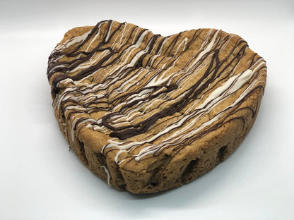 Chocolate Chip Cookie Bar 8" Heart