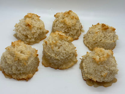 picture of six 1 oz coconut macaroons
