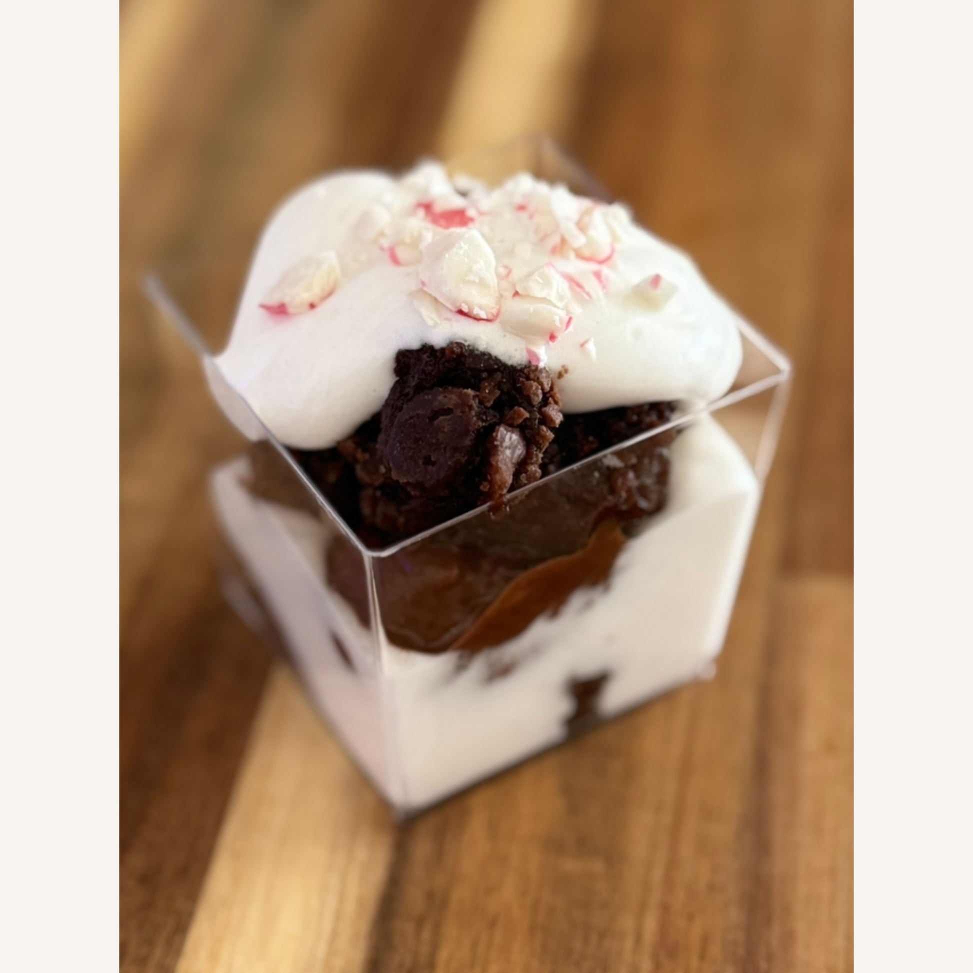 Organic peanut-free party and event platters; individual peppermint marshmallow brownie dessert cups –gluten-free, soy-free, corn-free dessert handmade in Fort Myers, Florida.