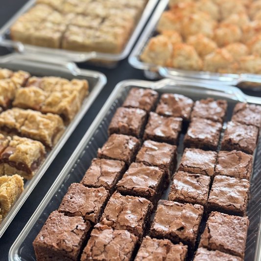 Organic peanut-free party and event platters; bulk platters of fudgy brownies, oatmeal caramelitas, and coconut macaroons; soy-free, corn-free dessert handmade in Fort Myers, Florida.
